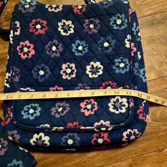 Vera Bradley violet crossbody purse and matching wallet. EUC - Picture 14 of 15